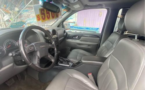 2004 GMC Envoy's photo
